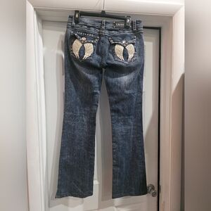 Women's Dark Wash Bootcut Jeans - Blue. Size 9. (Size 31 X 30)